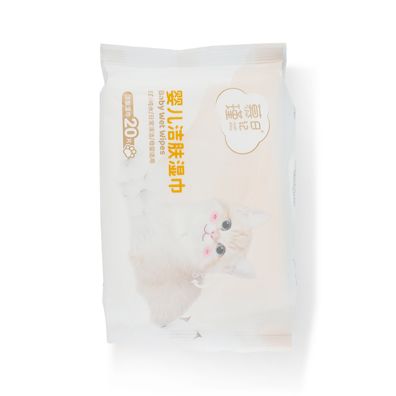 20 Wipes On-The-Go Mini Hypoallergenic Cleaning Baby Wipes