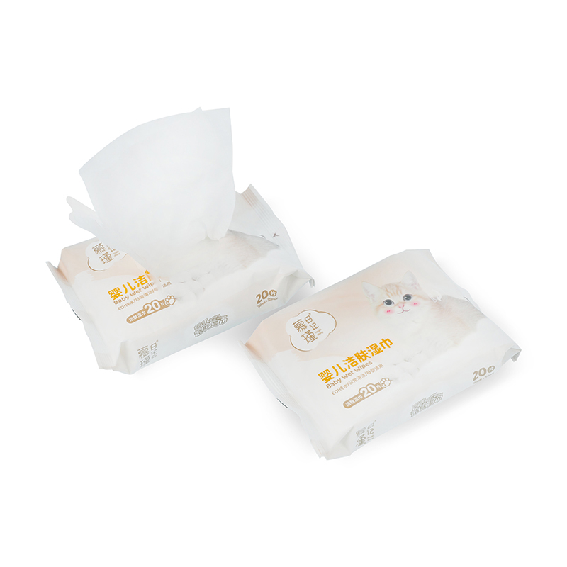 20 Wipes On-The-Go Mini Hypoallergenic Cleaning Baby Wipes